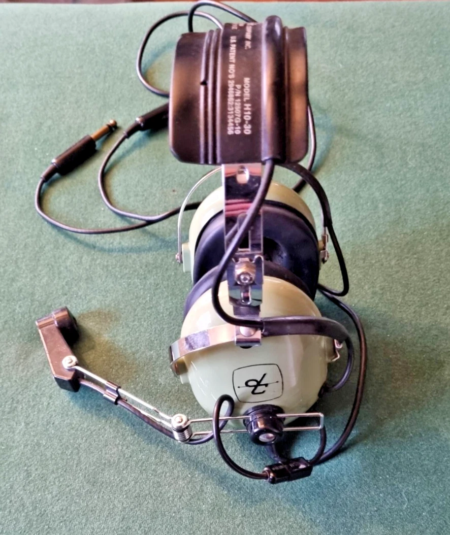 Old David Clark Headset